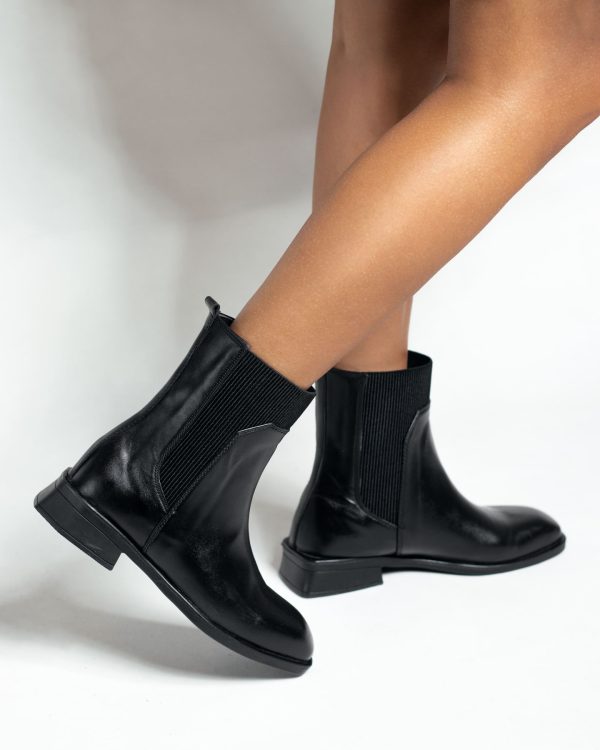 boot liam matt