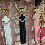 جاکلیدی و چارم بگ‌ (آویز کیف) ون‌ کلیف