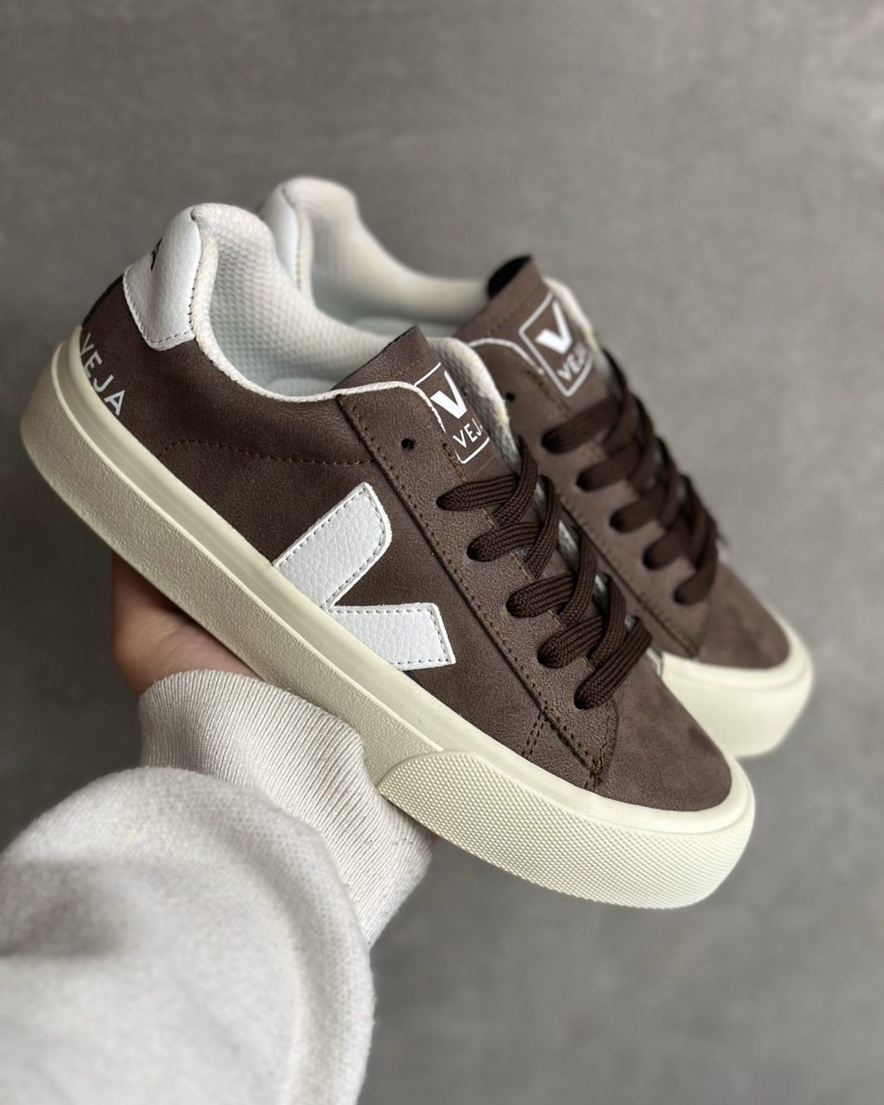 IMG_4758 کتونی وجا - Image 1