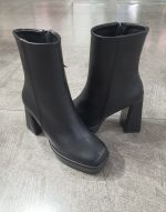 بوت پاشنه دار استکهلم